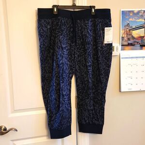 Athleta Trekkie North Printed Crop Joggers in "Lynx Navy" Size 20 NWT